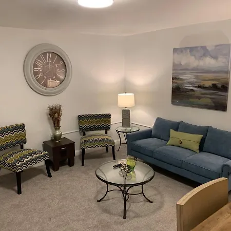Stylish 2Bd/1Ba Apartment Located In Federal Hill
